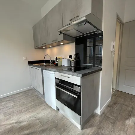 Superb Flat With Air Conditioning And Beautiful Stone For 2p Apartment *